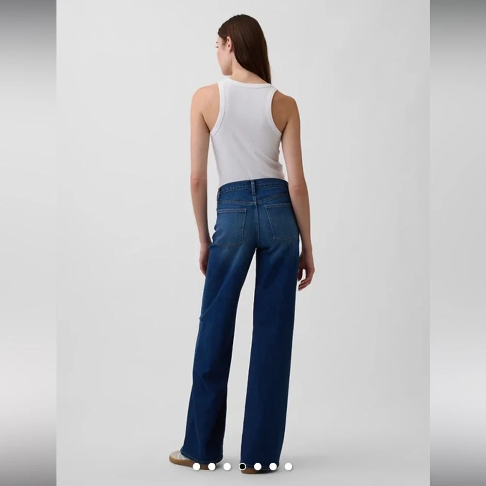 Gap NWT Mid Rise Wide Leg Jeans Size 29 Regular in Dark Wash - Picture 4 of 12